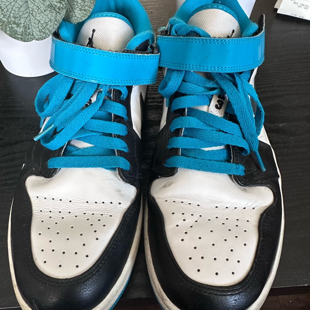 Authentic NIKE AIR JORDAN 1 Strap Low Neo Turquoise Sneakers 574420-116 10 1/2M